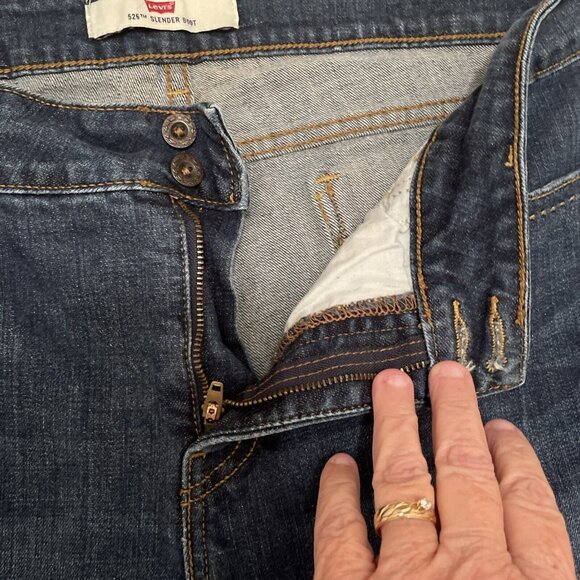 Levi's 526 Women Jeans Slender Bootcut Mid Rise Denim Size 16M Back Flap Pockets - Picture 9 of 16